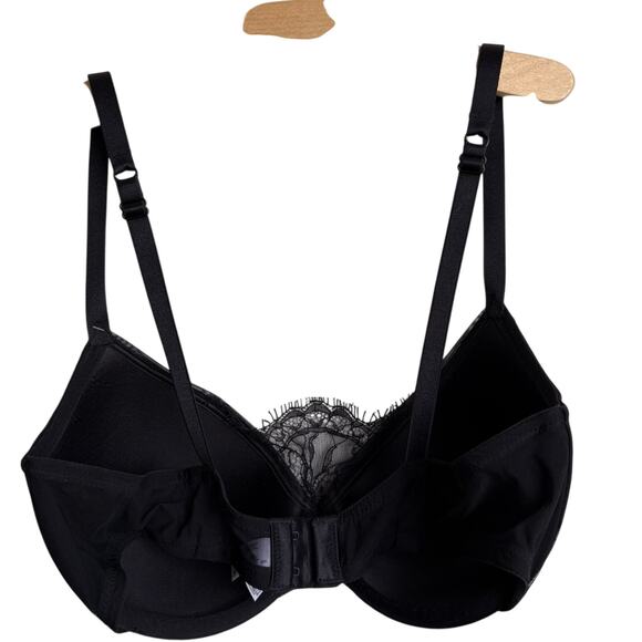 Wacoal Black Center Stage Cami Underwire Bra NWT - Picture 2 of 5